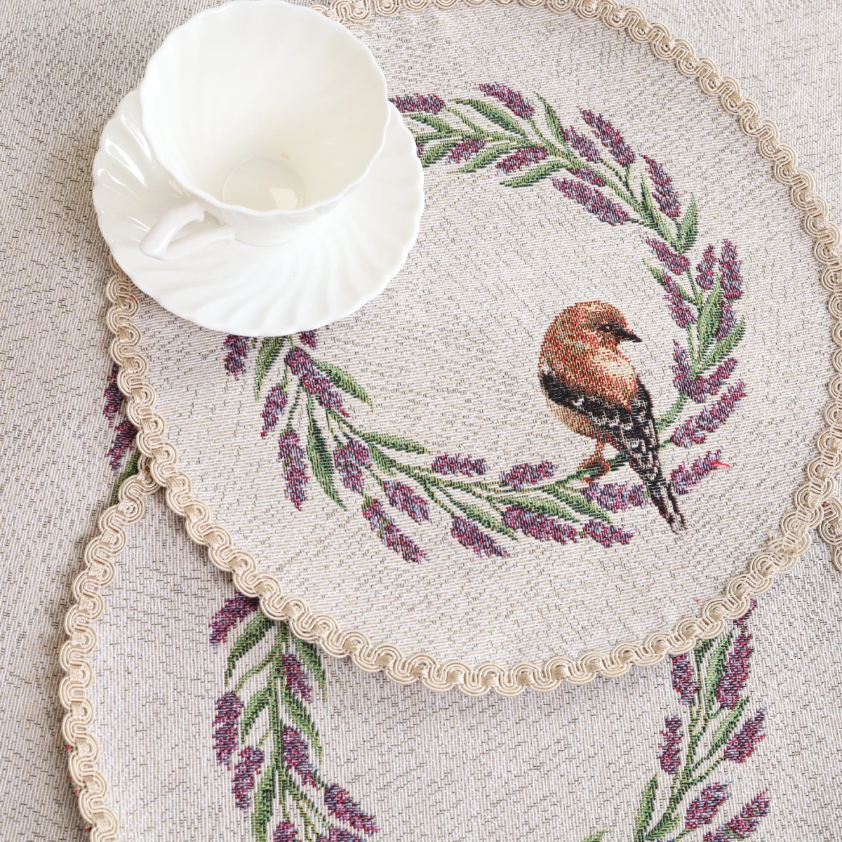 Okrągła serwetka stołowa Ptaki - obrazek 3