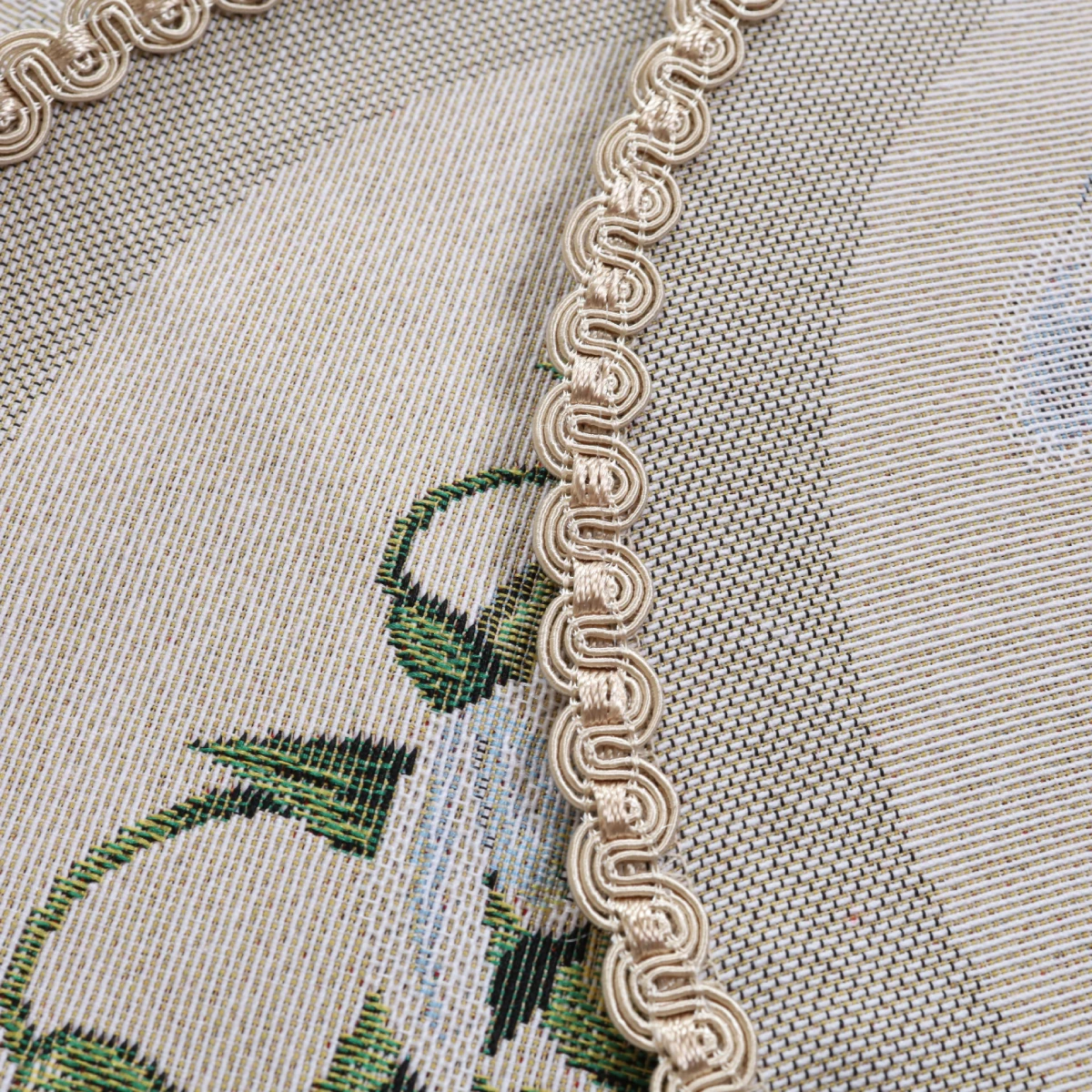 Okrągła serwetka stołowa Przebiśniegi - obrazek 6