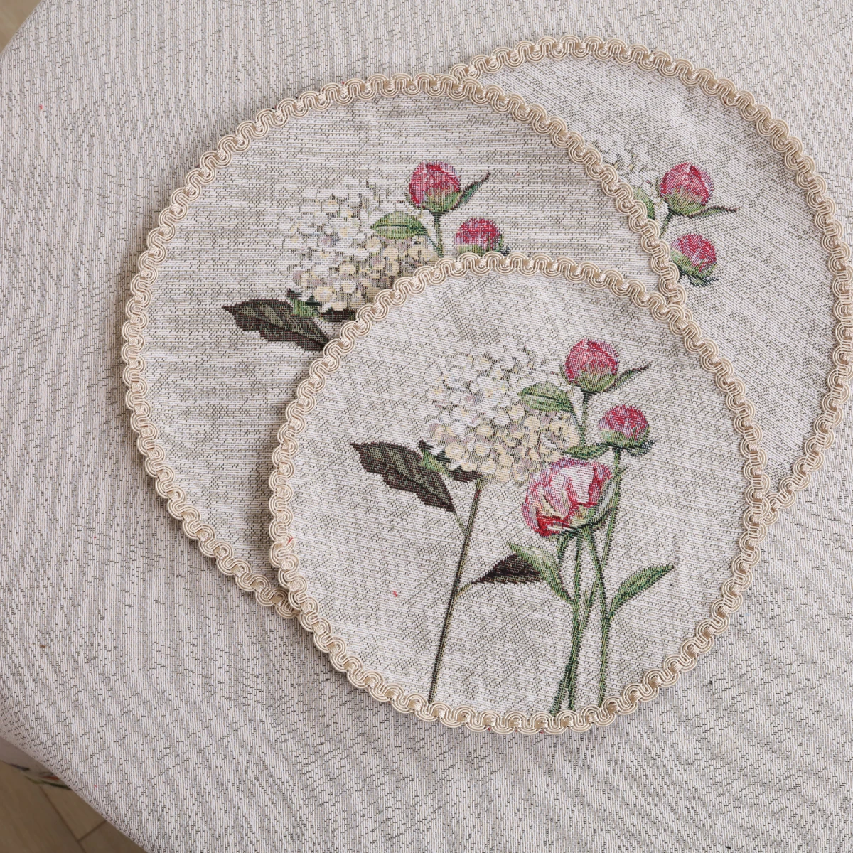 Okrągła serwetka stołowa Elegancja