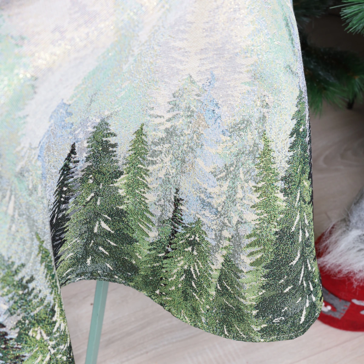 Okrągły obrus świąteczny Las (błyszczący) - obrazek 10