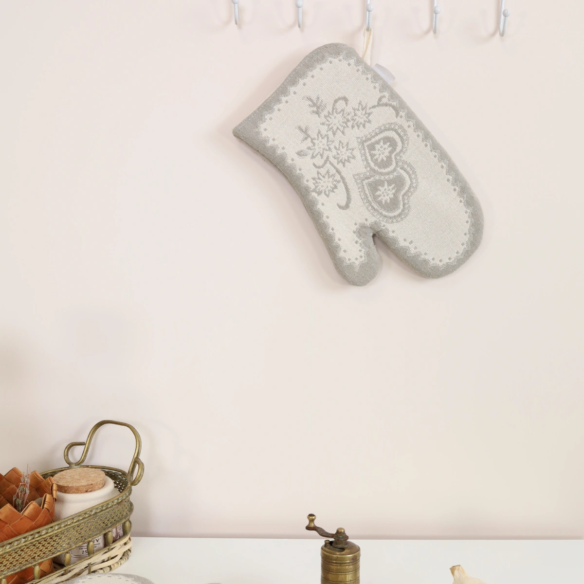 Rękawica kuchenna Szare serce - obrazek 4