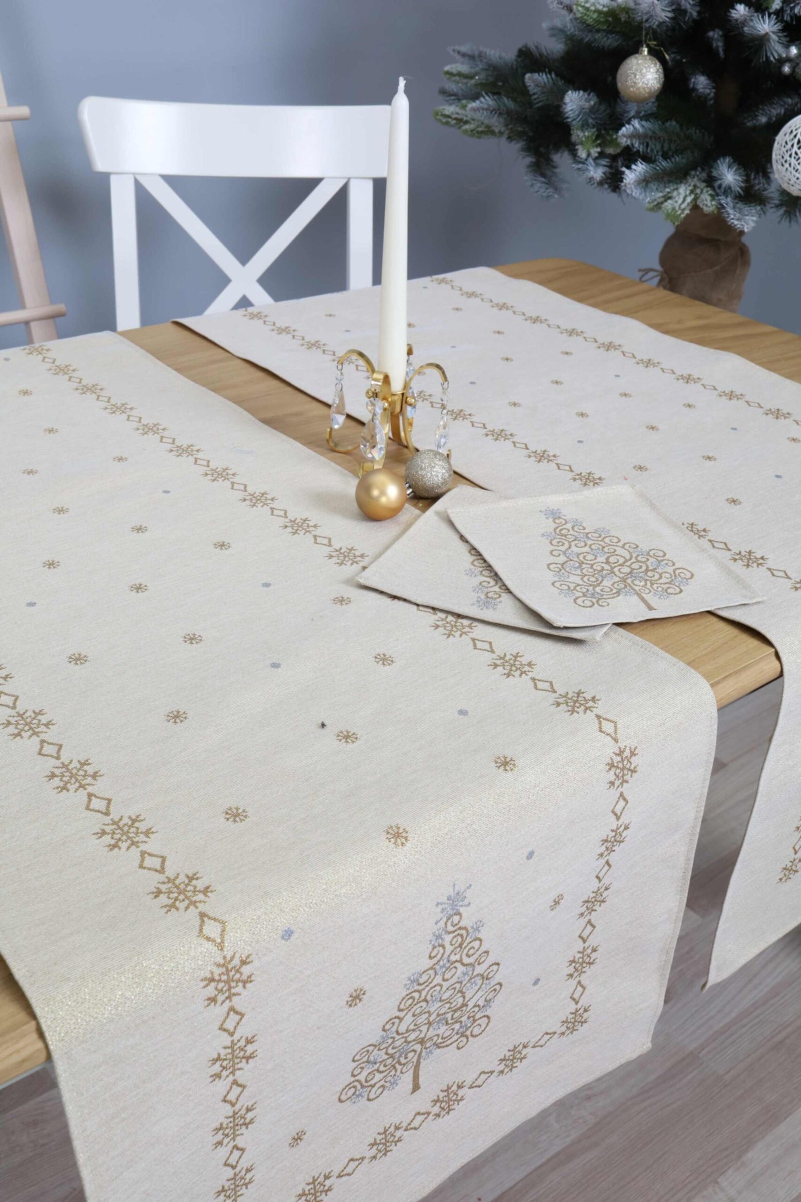 Bieżnik świąteczny Magiczne Święta - obrazek 2