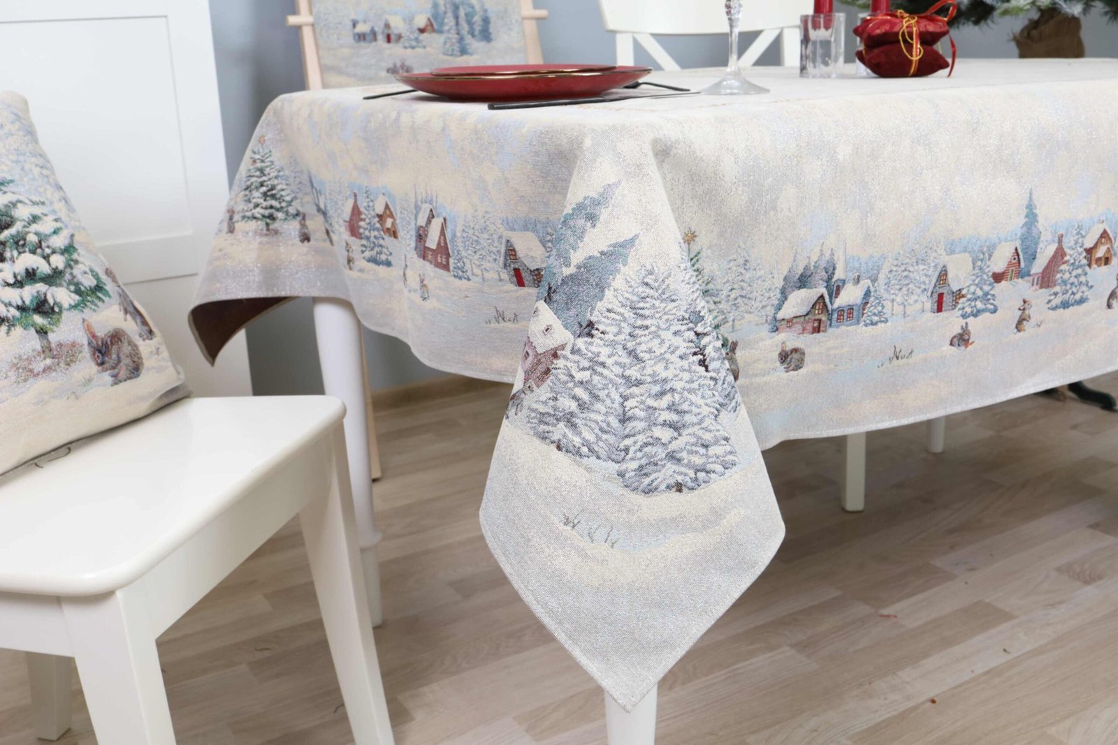 Obrus świąteczny Śnieżna baśń - obrazek 2