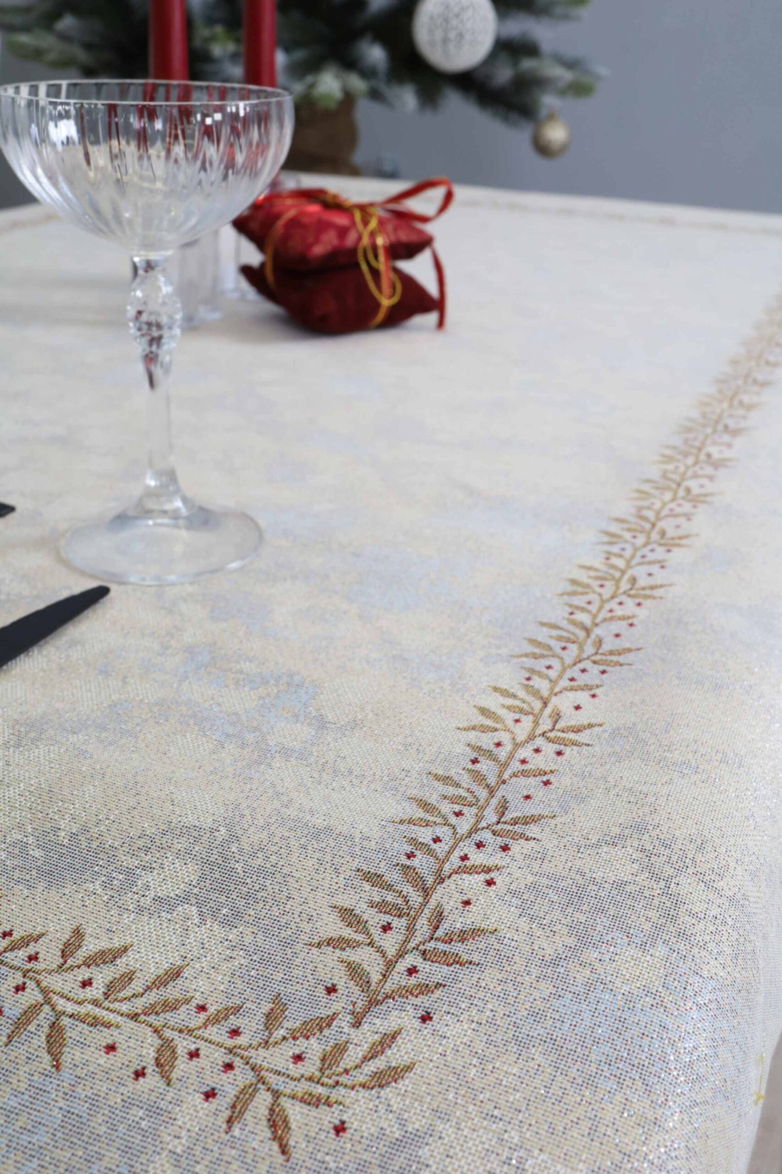 Obrus świąteczny Śnieżna baśń - obrazek 6